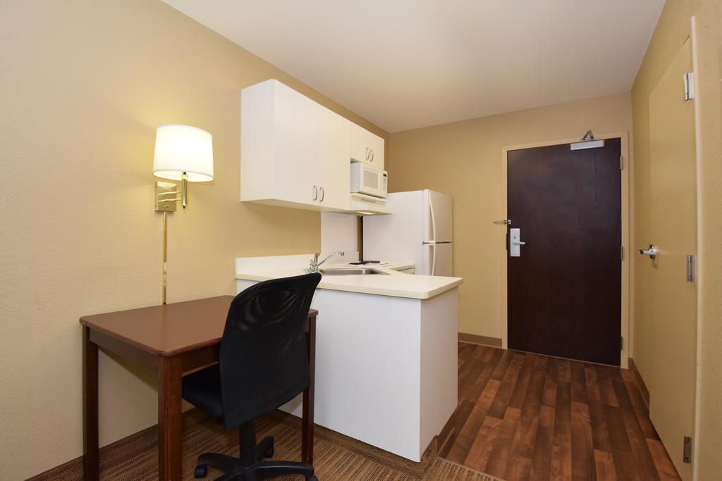 Extended Stay America Suites - Los Angeles - Torrance Harborgate Way Carson Exterior photo